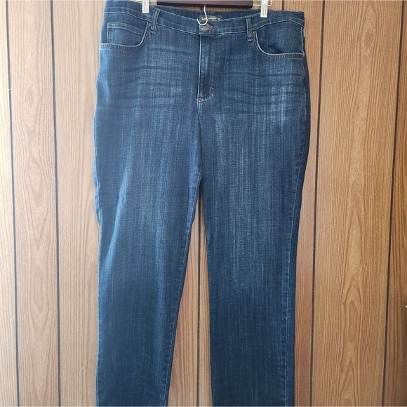 Lee womens mid rise jeans relaxed fit straight leg size 18 medium - Picture 5 of 7